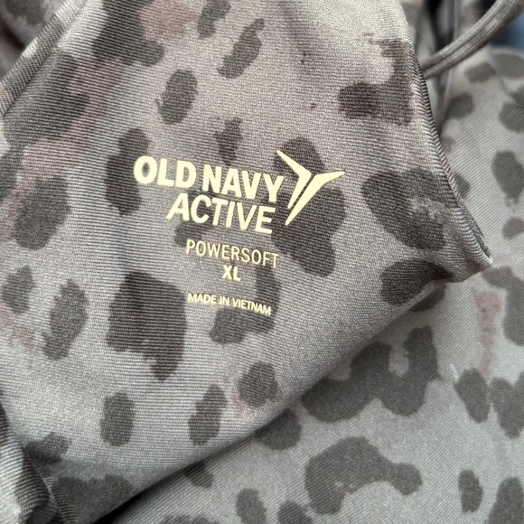 Old Navy Womens XL Powersoft Gray Black Leopard Animal Print Sports Bra Tank - Picture 4 of 7